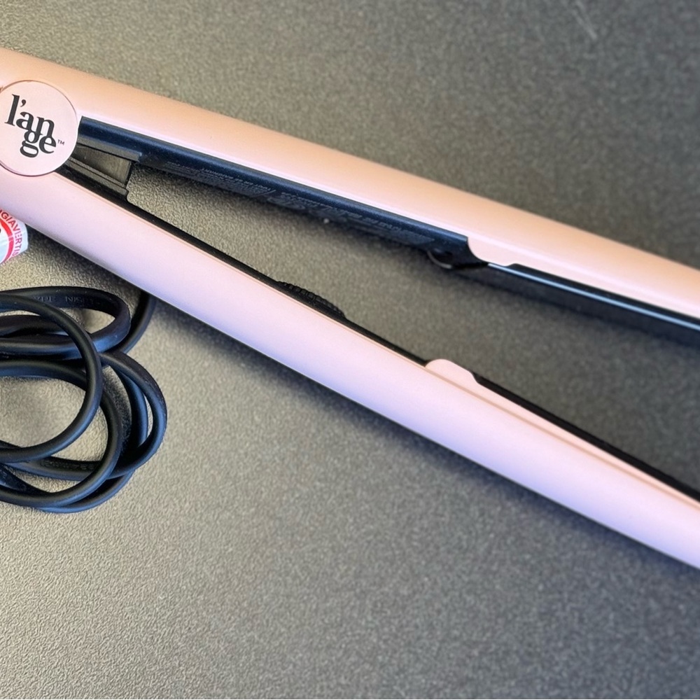 L’ange Le Ceramique 1-pass Flat Iron in Blush